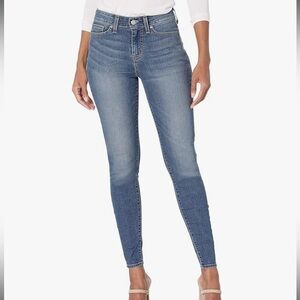 Levi Strauss mid rise skinny jeans